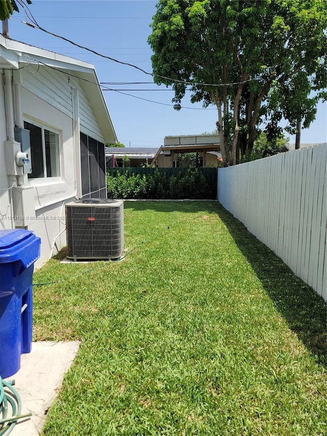 6640 SW 7th St, Pembroke Pines, FL 33023 - view of yard featuring a sunroom