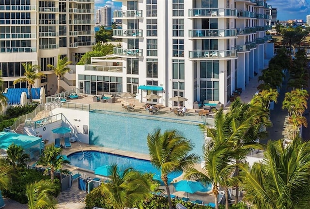 18683 Collins Ave Unit 2510, Sunny Isles Beach, FL 33160 - community pool with a patio