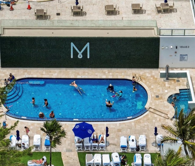 18683 Collins Ave Unit 2510, Sunny Isles Beach, FL 33160 - view of community pool