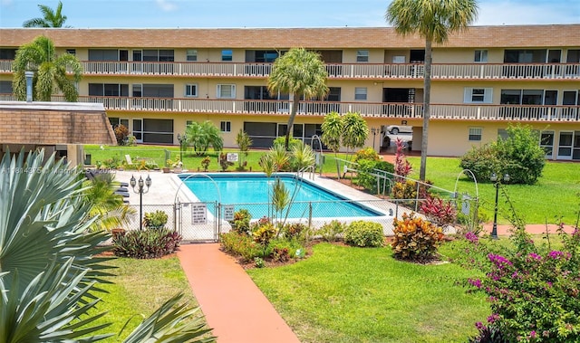 5300 Washington St Unit T227, Hollywood, FL 33021 - community pool featuring a gate