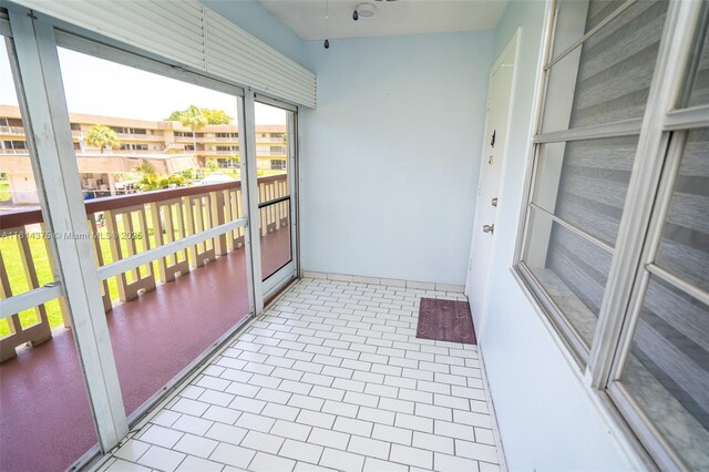 5300 Washington St Unit T227, Hollywood, FL 33021 - view of unfurnished sunroom