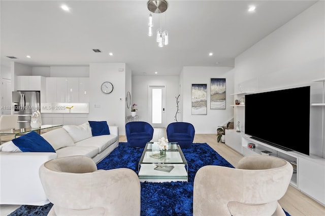 4381 SW 178th Ave, Miramar, FL 33029 - living area with recessed lighting