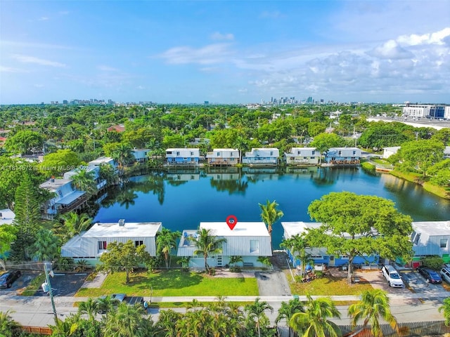 1370 NE 40th Dr, Oakland Park, FL 33334 - view of urban area featuring a nearby body of water