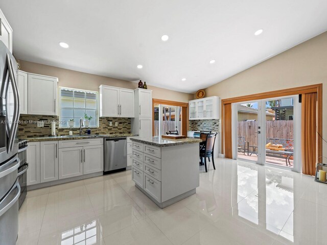 19847 NW 86th Ave, Hialeah, FL 33015 - photo 13