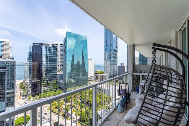 1250 S Miami Ave Unit 2208, Miami, FL 33130 - balcony with a view of city and a water view