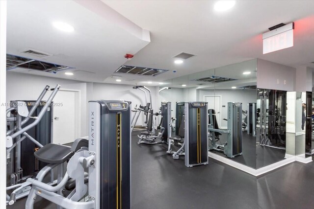 1250 S Miami Ave Unit 2208, Miami, FL 33130 - exercise room with recessed lighting