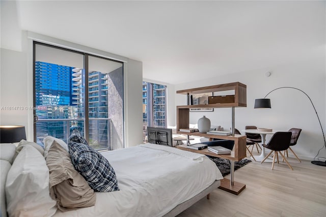 31 SE 6th St Unit 2205, Miami, FL 33131 - photo 3