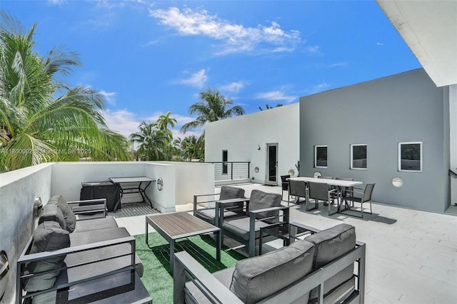 2612 Key Largo Ln, Fort Lauderdale, FL 33312 - view of patio with outdoor lounge area and outdoor dining space
