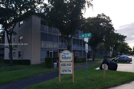 251 SW 132nd Way Unit 306H, Pembroke Pines, FL 33027 - view of building exterior