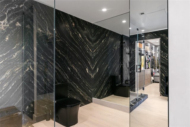 90 SW 3rd St Ph-14, Miami, FL 33130 - common area with tile walls and recessed lighting