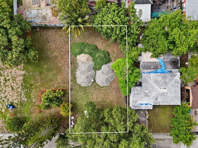 1329 NW 38th St, Miami, FL 33142 - photo 5