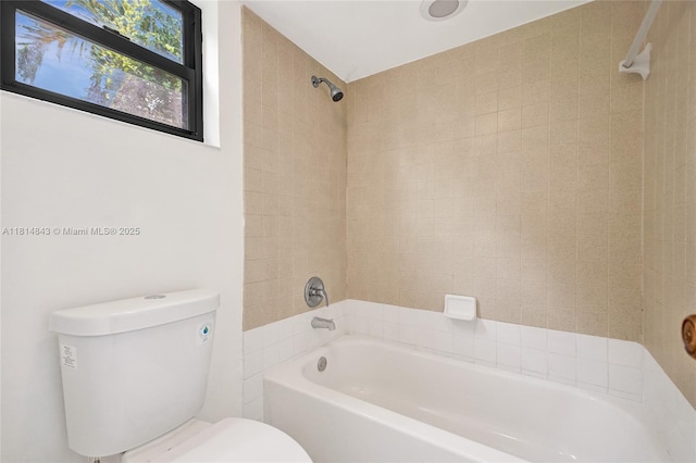 2591 Trapp Ave Unit 4, Miami, FL 33133 - full bath featuring toilet and shower / tub combination