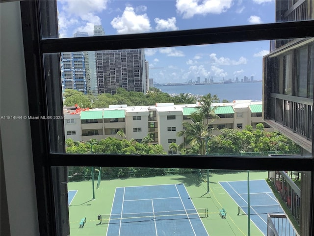 2333 Brickell Ave Unit 615, Miami, FL 33129 - view of tennis court featuring a skyline view