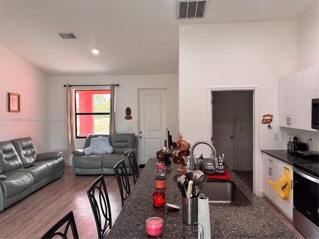 514 Genoa Ave S, Lehigh Acres, FL 33974 - photo 5