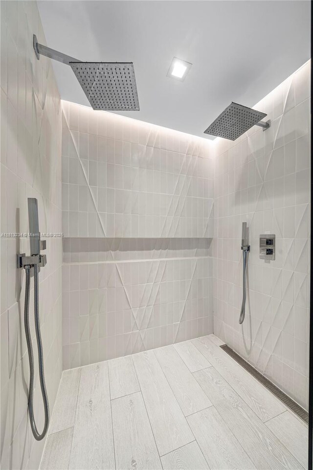 1500 Ocean Dr Unit 910, Miami Beach, FL 33139 - bathroom featuring tiled shower