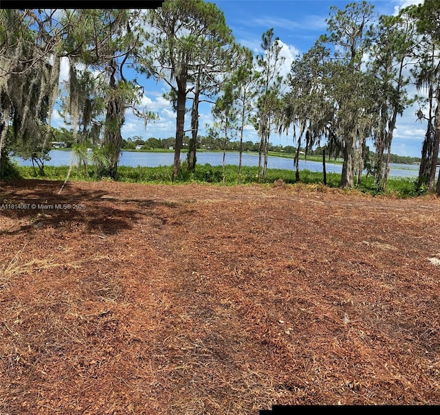 2916 Holiday Beach Dr, Avon Park, FL 33825