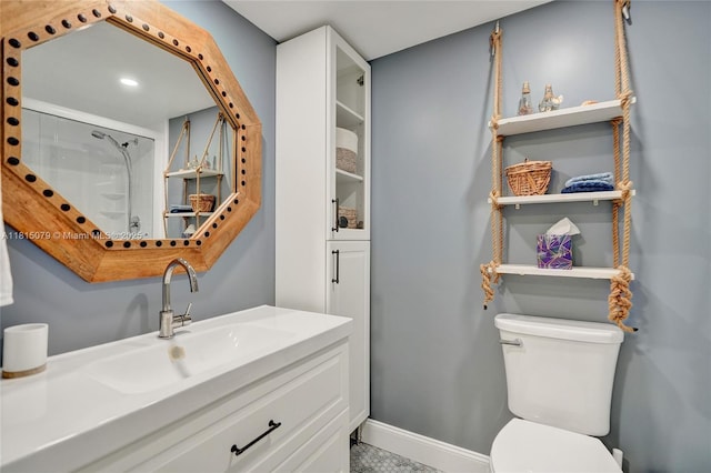 3150 N Course Ln Unit 405, Pompano Beach, FL 33069 - full bath featuring baseboards, vanity, toilet, a shower, and recessed lighting