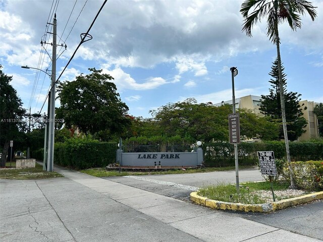 922 Ne 199th St 3D Apt 304, Miami, FL 33179 - view of community / neighborhood sign