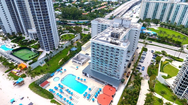 19201 Collins Ave Unit 427, Sunny Isles Beach, FL 33160 - view of urban area featuring a pool
