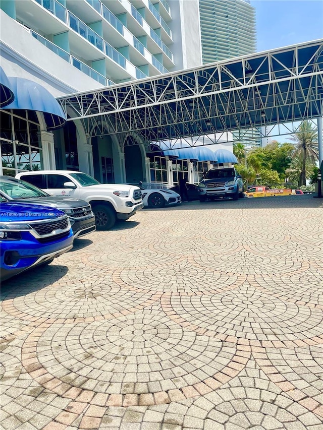 19201 Collins Ave Unit 427, Sunny Isles Beach, FL 33160 - view of car parking