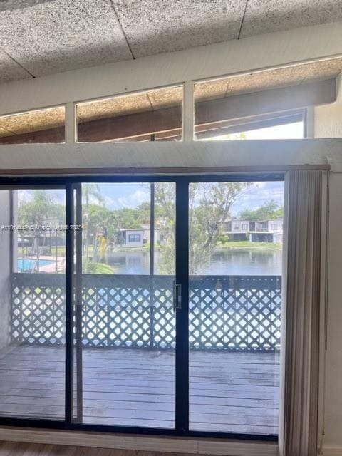 958 Mockingbird Ln Unit 511, Plantation, FL 33324 - entryway featuring a water view