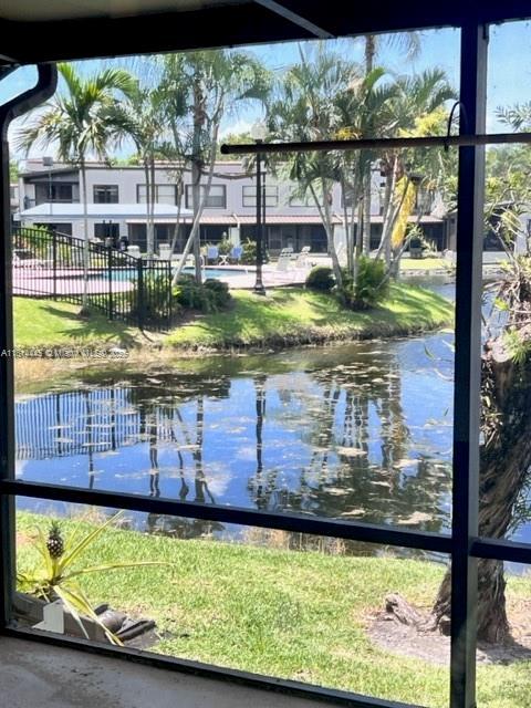 958 Mockingbird Ln Unit 511, Plantation, FL 33324 - water view