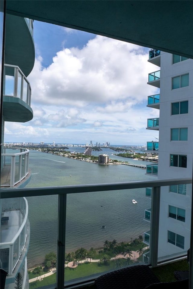 1900 N Bayshore Dr Unit 3003, Miami, FL 33132 - photo 20
