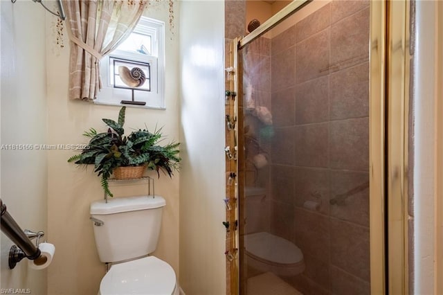 4559 Springview Cir, La Belle, FL 33935 - full bath featuring toilet and a shower stall
