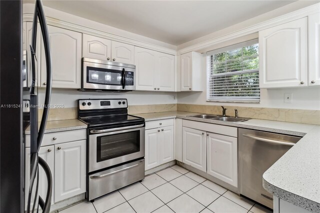 10741 N Saratoga Dr, Cooper City, FL 33026