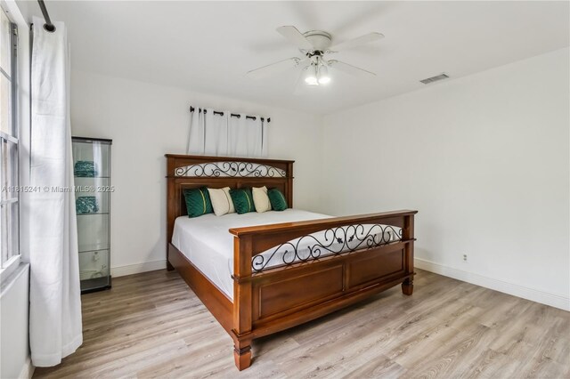 10741 N Saratoga Dr, Cooper City, FL 33026