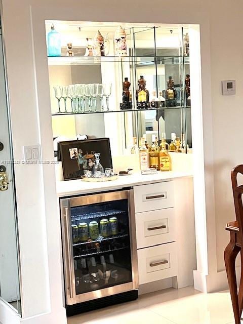 4001 Hillcrest Dr Unit 1014, Hollywood, FL 33021 - indoor dry bar with wine cooler