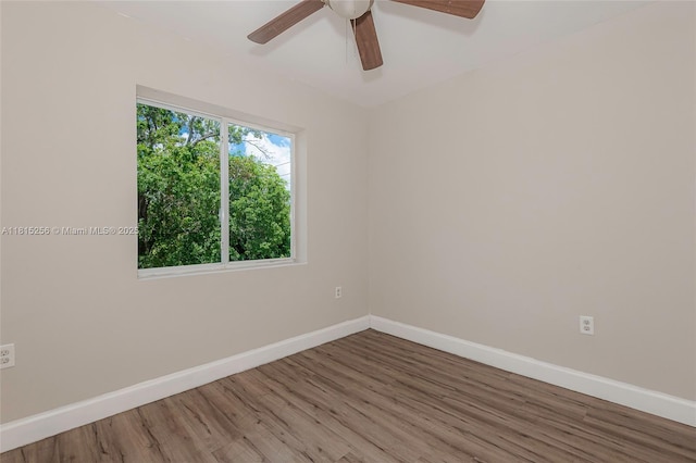 811 NW 3rd Ave, Fort Lauderdale, FL 33311 - unfurnished room with wood finished floors and a ceiling fan