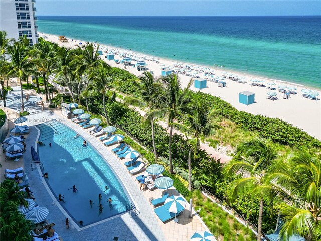 6801 Collins Ave Unit 417 404Deed, Miami Beach, FL 33141 - photo 22