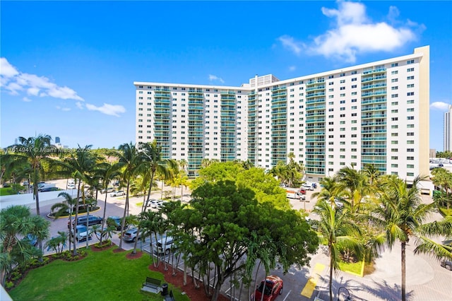 19390 Collins Ave Unit 502, Sunny Isles Beach, FL 33160 - view of apartment building / complex