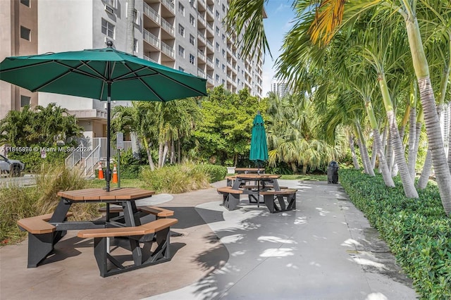 400 Kings Point Dr Unit 831, Sunny Isles Beach, FL 33160 - view of patio featuring outdoor dining space