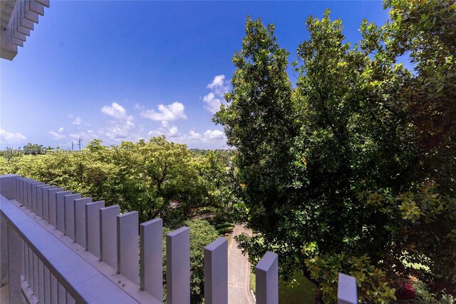 10205 Collins Ave Unit 401, Bal Harbour, FL 33154 - view of yard