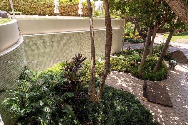 10205 Collins Ave Unit 401, Bal Harbour, FL 33154 - view of side of property