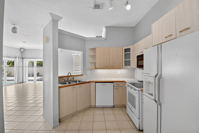 1150 Queen Palm Ct, Hollywood, FL 33019 - photo 15