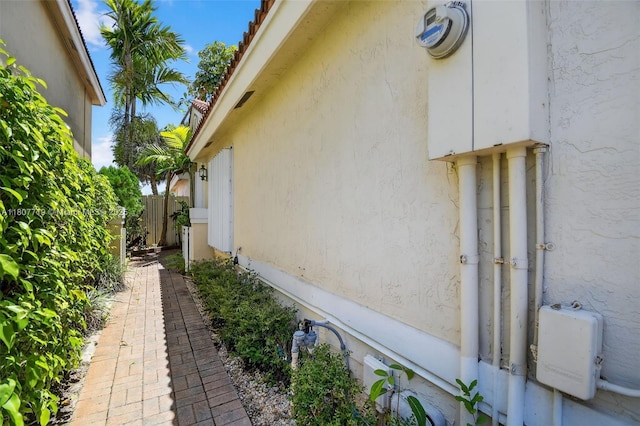 1150 Queen Palm Ct, Hollywood, FL 33019 - photo 46