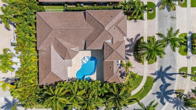 127 Swan Ave, Plantation, FL 33324 - bird's eye view of a pool