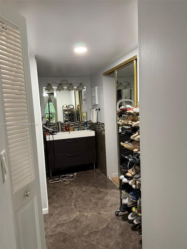 7850 W Mcnab Rd Unit 212, Tamarac, FL 33321 - bathroom with vanity