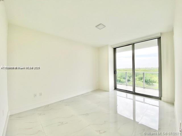16385 Biscayne Blvd Unit 702, North Miami Beach, FL 33160 - photo 21