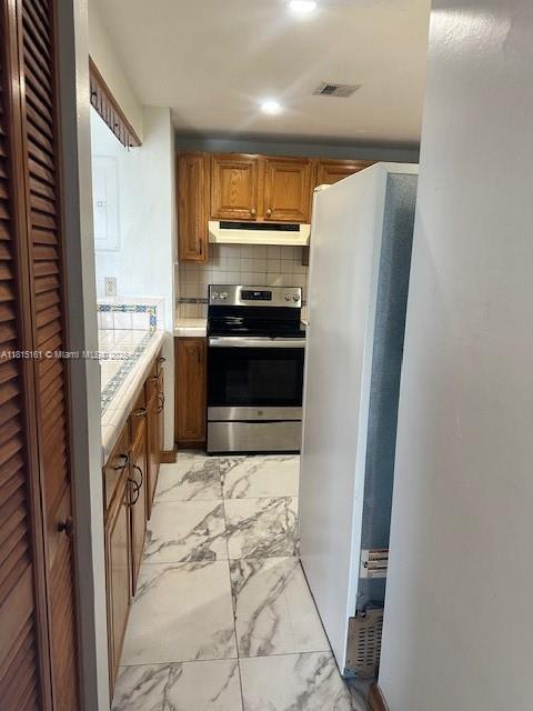 870 NW 87th Ave Unit 302, Miami, FL 33172 - photo 15