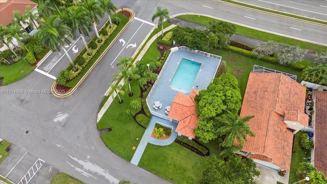 17610 SW 4th Ct, Pembroke Pines, FL 33029 - bird's eye view of a pool