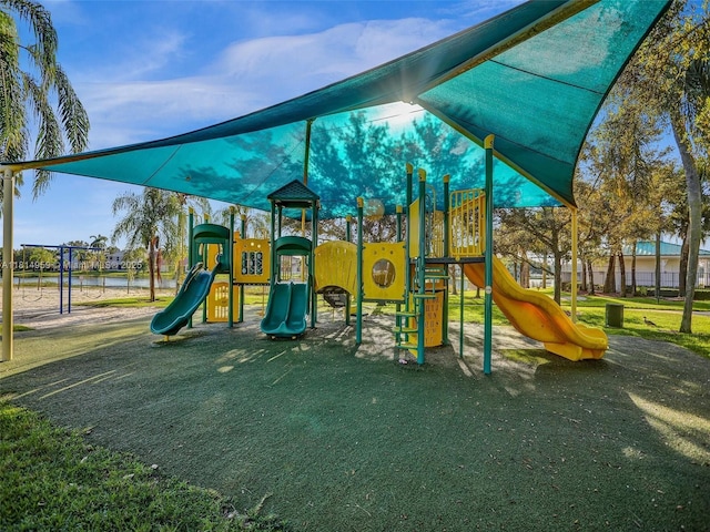 17610 SW 4th Ct, Pembroke Pines, FL 33029 - view of community play area