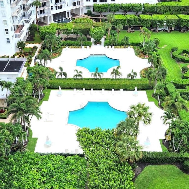 1801 S Flagler Dr Unit 1505, West Palm Beach, FL 33401 - aerial view of a pool area and apartment complex / building