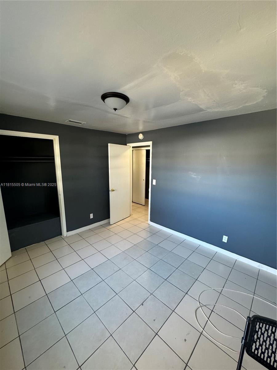 5640 NW 15th St, Lauderhill, FL 33313 - photo 4