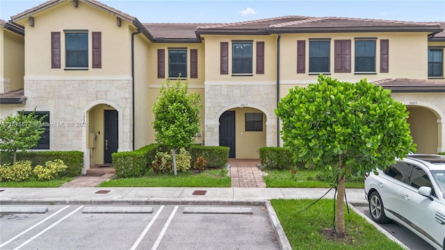 10617 W 33rd Way, Hialeah, FL 33018 - photo 1