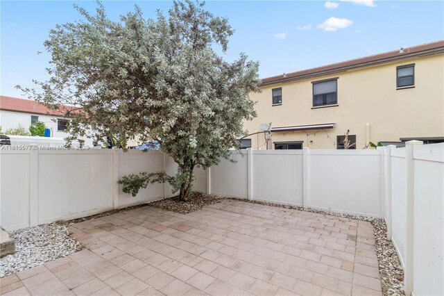 10617 W 33rd Way, Hialeah, FL 33018 - photo 11