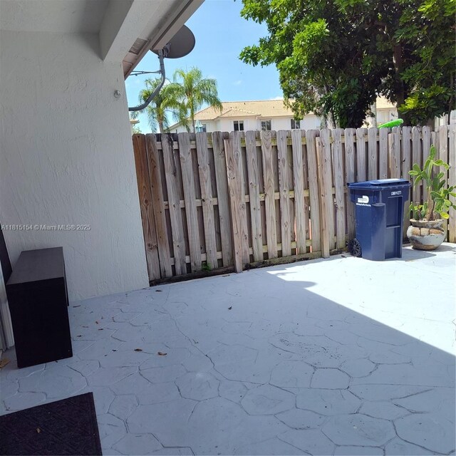 7486 SW 162nd Ct, Miami, FL 33193 - view of patio / terrace